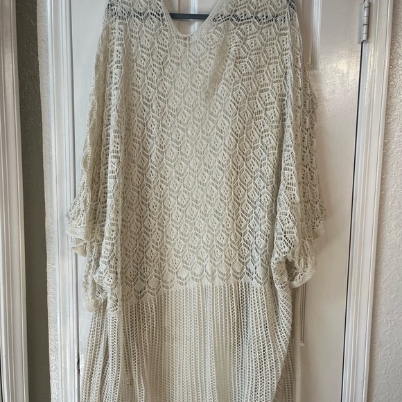Cream Open-Knit Cover - Picture 3 of 5